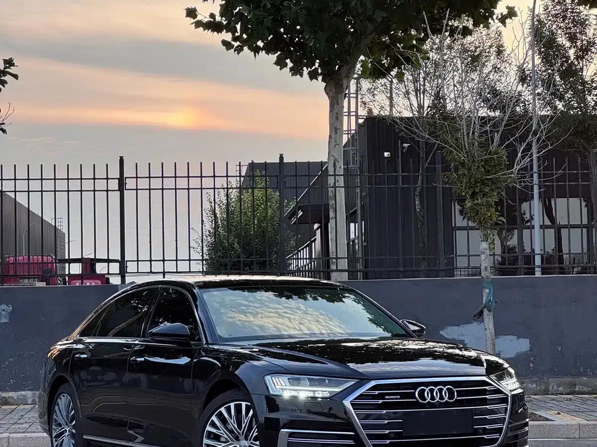 Audi A8 2019 Plus A8L 55 TFSI quattro Luxury — миниатюра 3