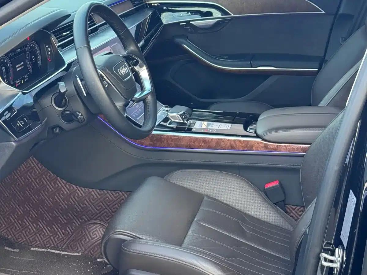 Audi A8 2019 Plus A8L 55 TFSI quattro Luxury — миниатюра 4