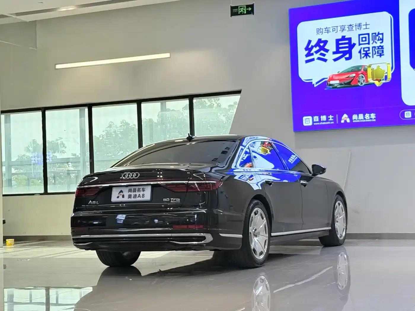 2023 Audi A8 A8L 50 TFSI quattro Premium Edition — миниатюра 15