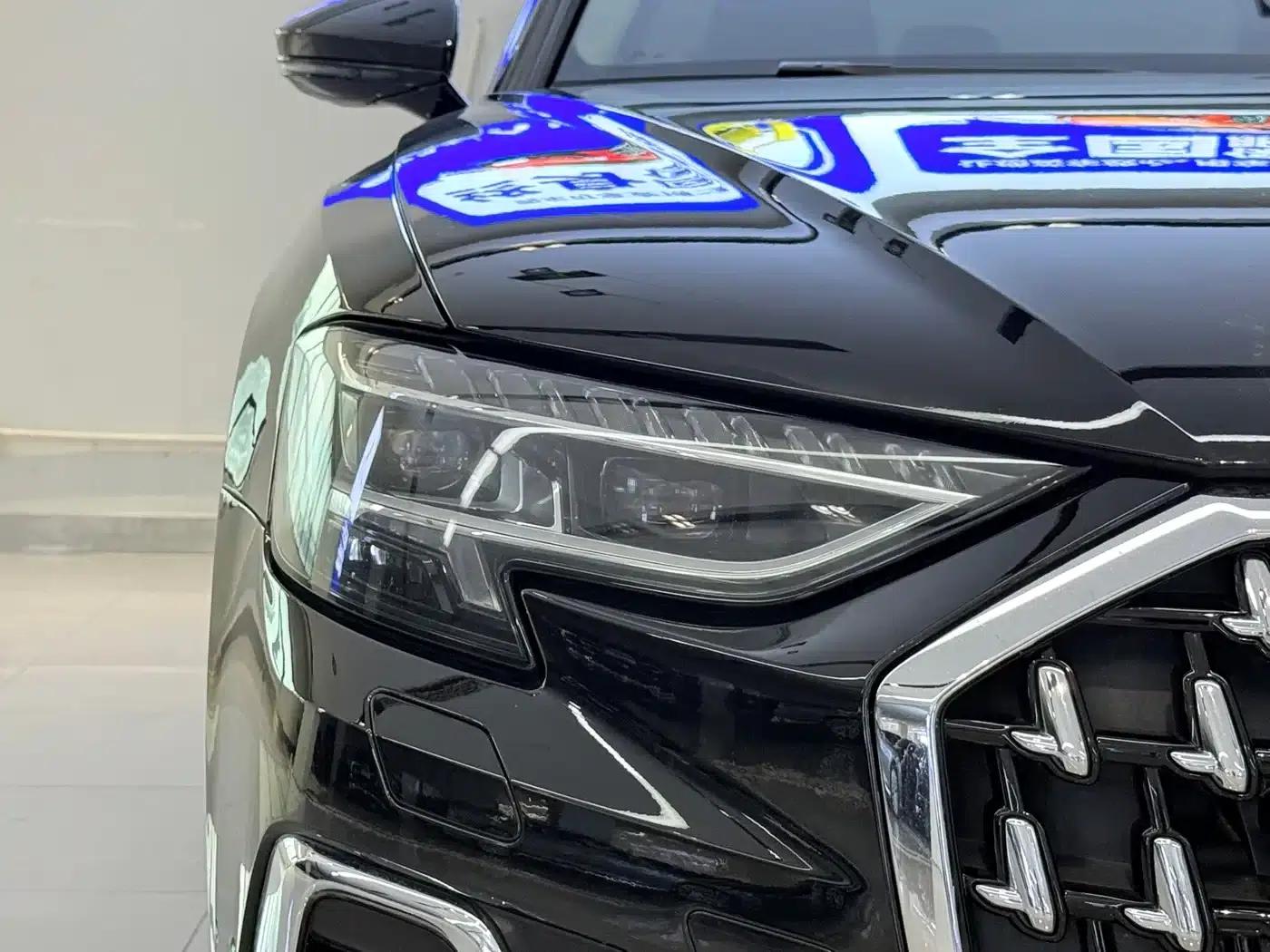 2023 Audi A8 A8L 50 TFSI quattro Premium Edition — миниатюра 4
