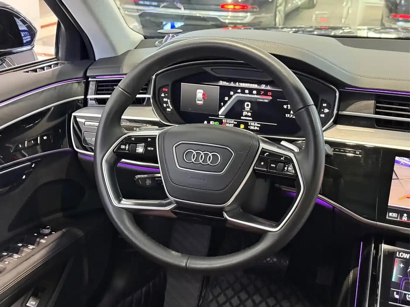 2023 Audi A8 A8L 50 TFSI quattro Premium Edition — миниатюра 5
