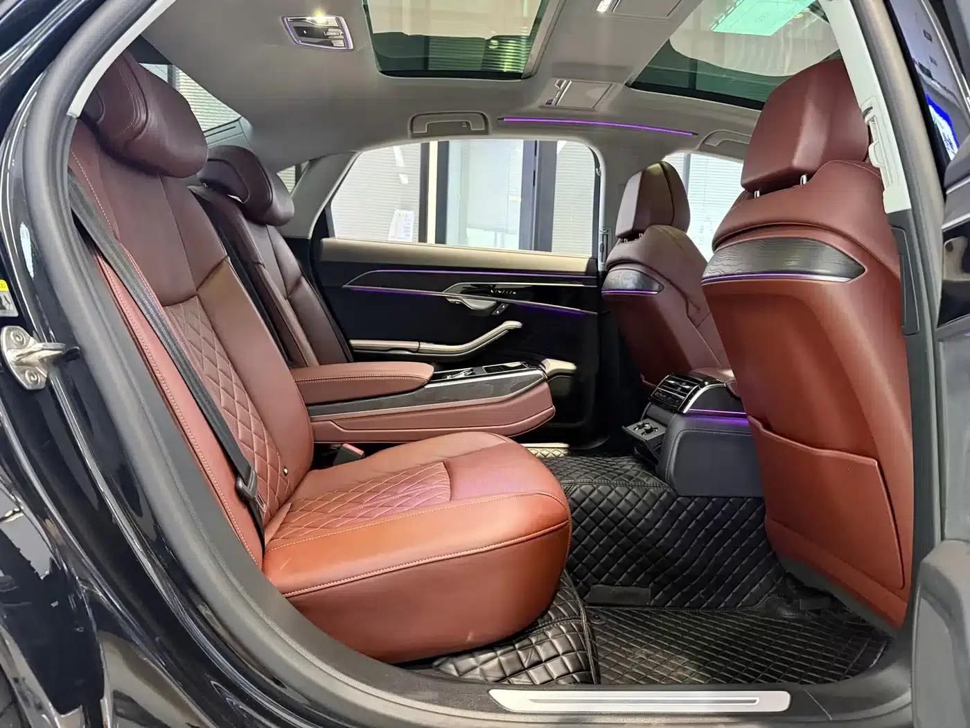 2023 Audi A8 A8L 50 TFSI quattro Premium Edition — миниатюра 10