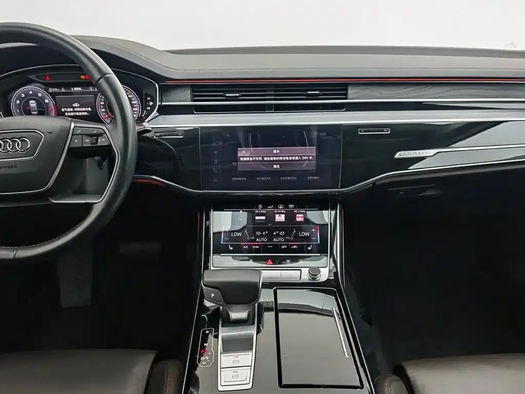 2019 Audi A8 A8L 50 TFSI quattro Comfort — миниатюра 12