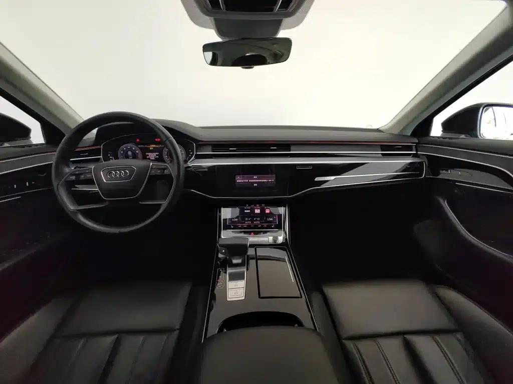 2019 Audi A8 A8L 50 TFSI quattro Comfort — миниатюра 5