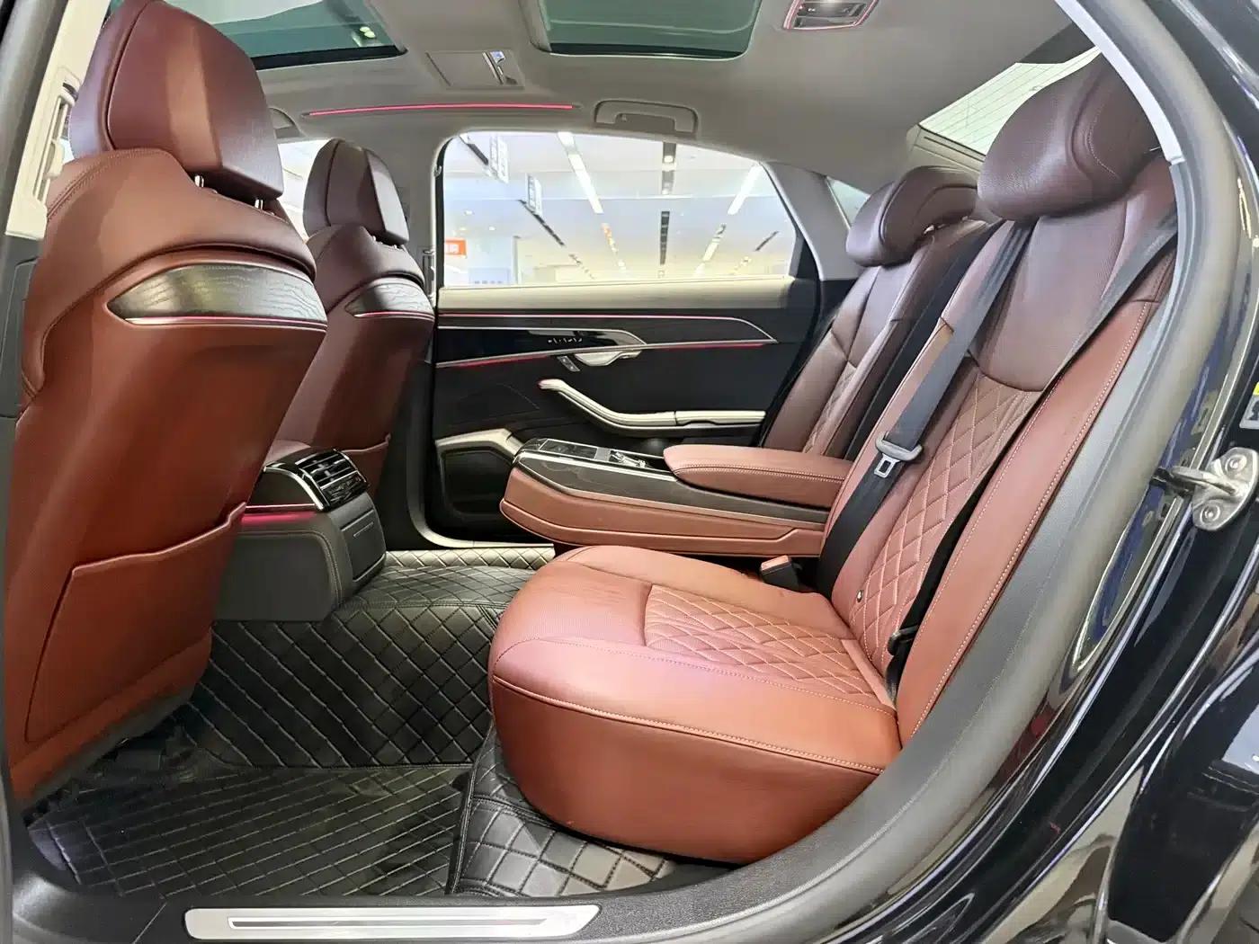 2023 Audi A8 A8L 50 TFSI quattro Premium Edition — миниатюра 12