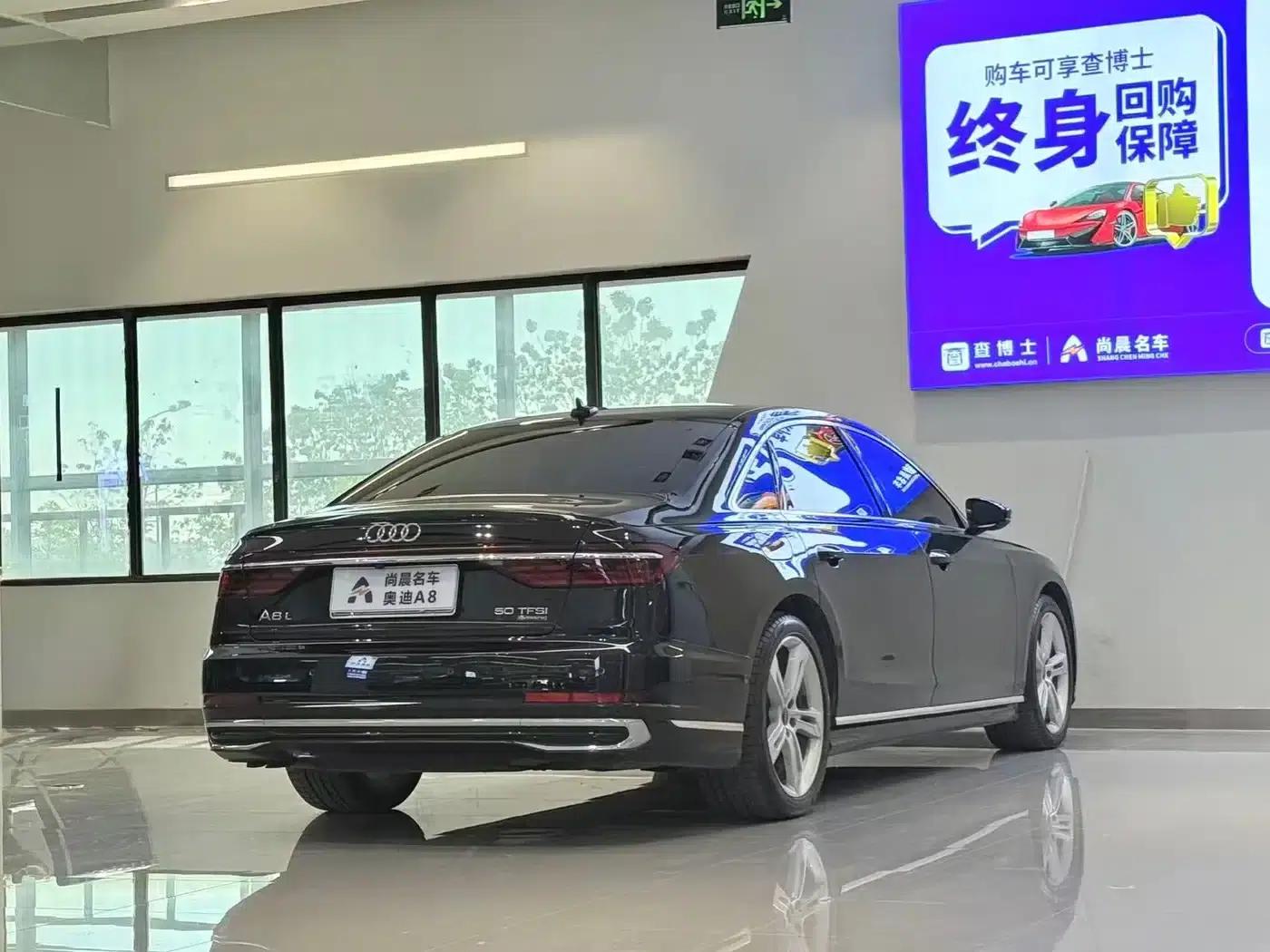 2023 Audi A8 A8L 50 TFSI quattro Premium Edition — миниатюра 15