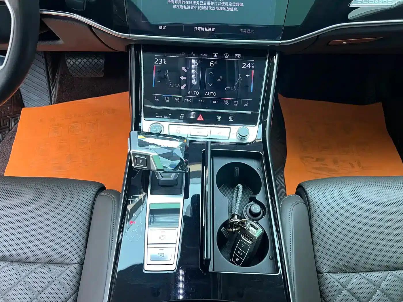 Audi A8 PHEV 2022 A8L 60 TFSIe quattro Collector's Edition — миниатюра 18