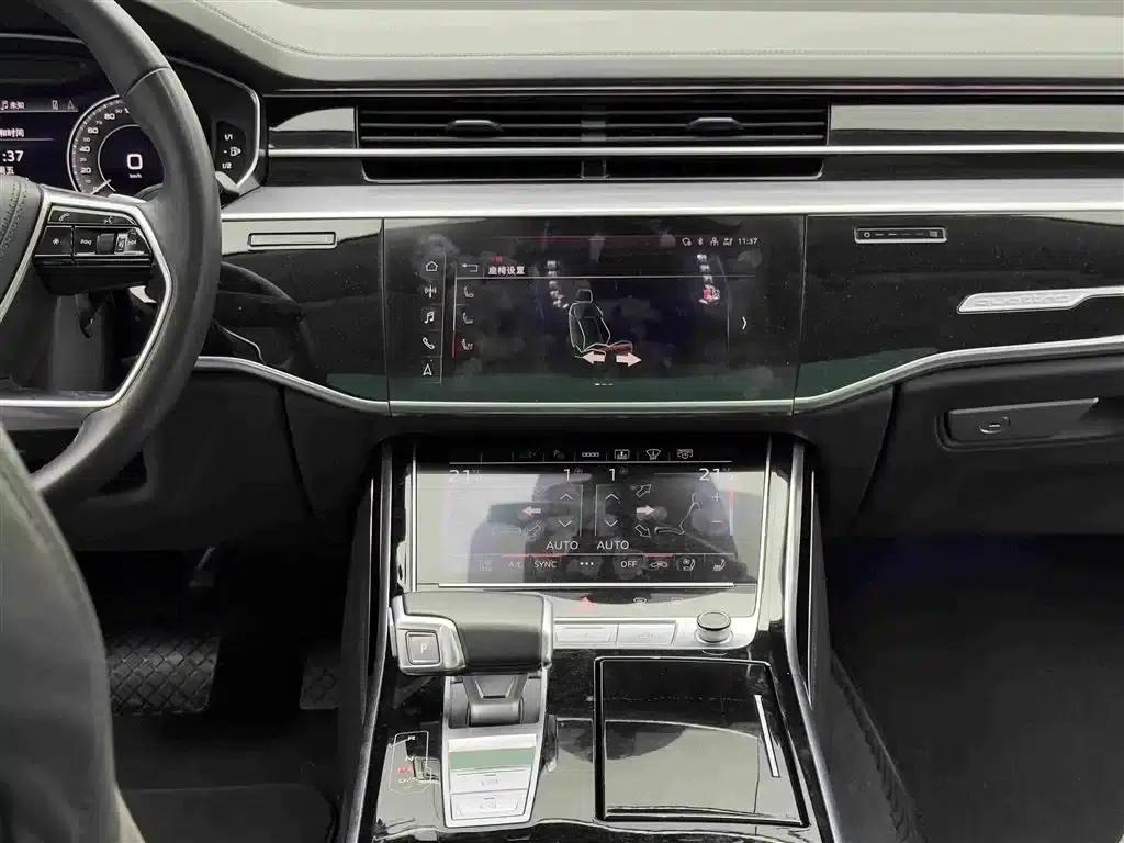Audi A8 PHEV 2022 A8L 60 TFSIe quattro Collector's Edition — миниатюра 13