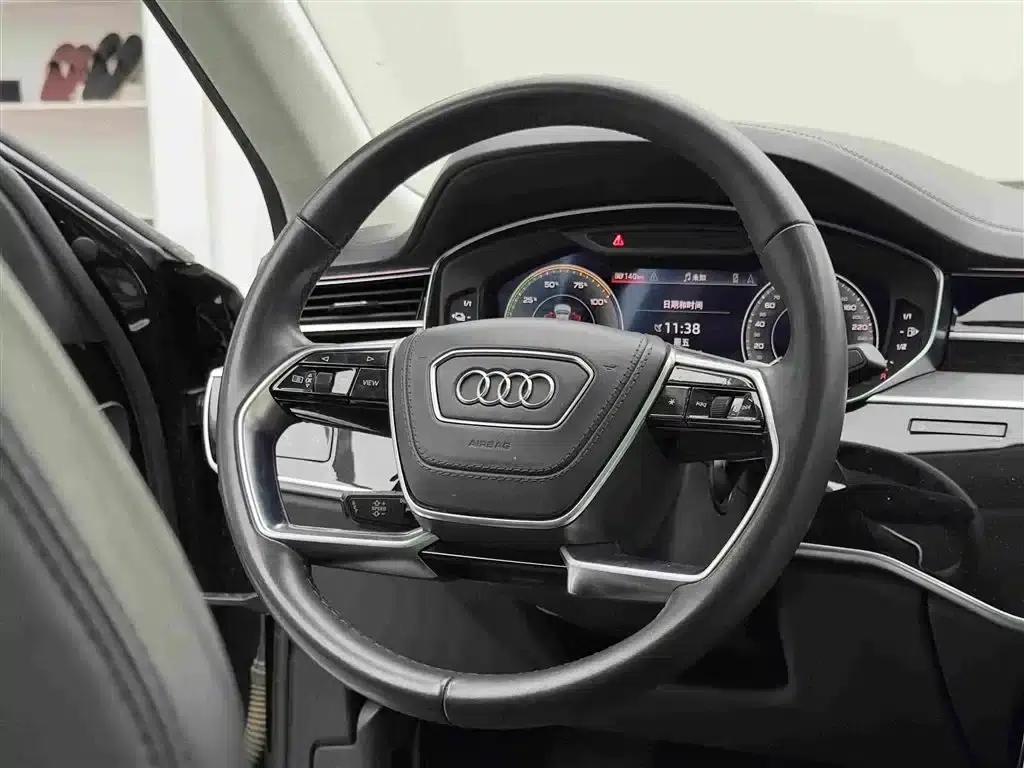 Audi A8 PHEV 2022 A8L 60 TFSIe quattro Collector's Edition — миниатюра 15