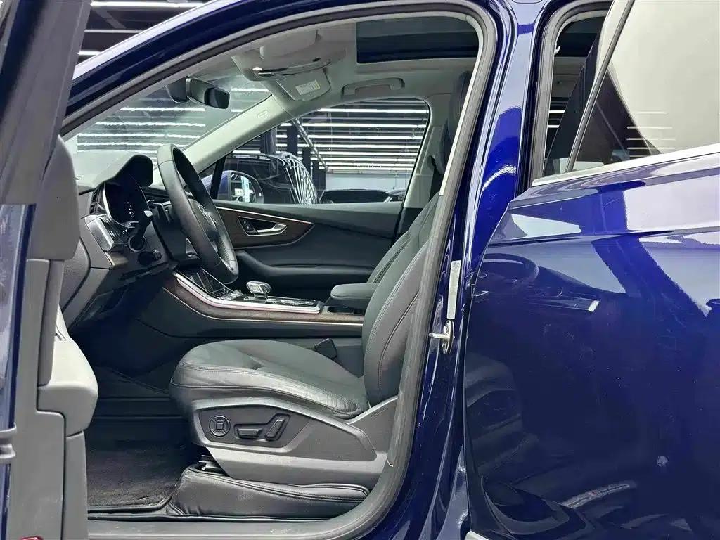 Audi Q7 2021 55 TFSI quattro S line Sport — миниатюра 8