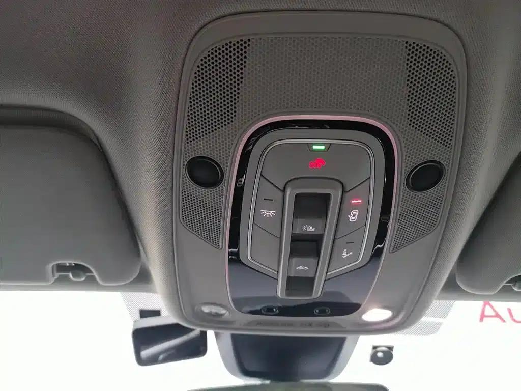 Audi Q7 2023 45 TFSI quattro S line Sport — миниатюра 16