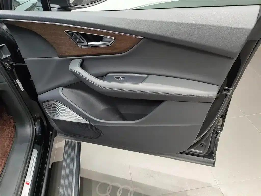 Audi Q7 2023 45 TFSI quattro S line Sport — миниатюра 19