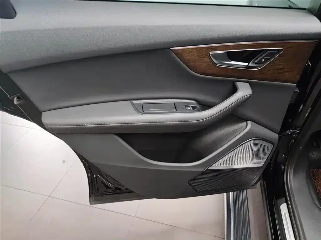 Audi Q7 2023 45 TFSI quattro S line Sport — миниатюра 20