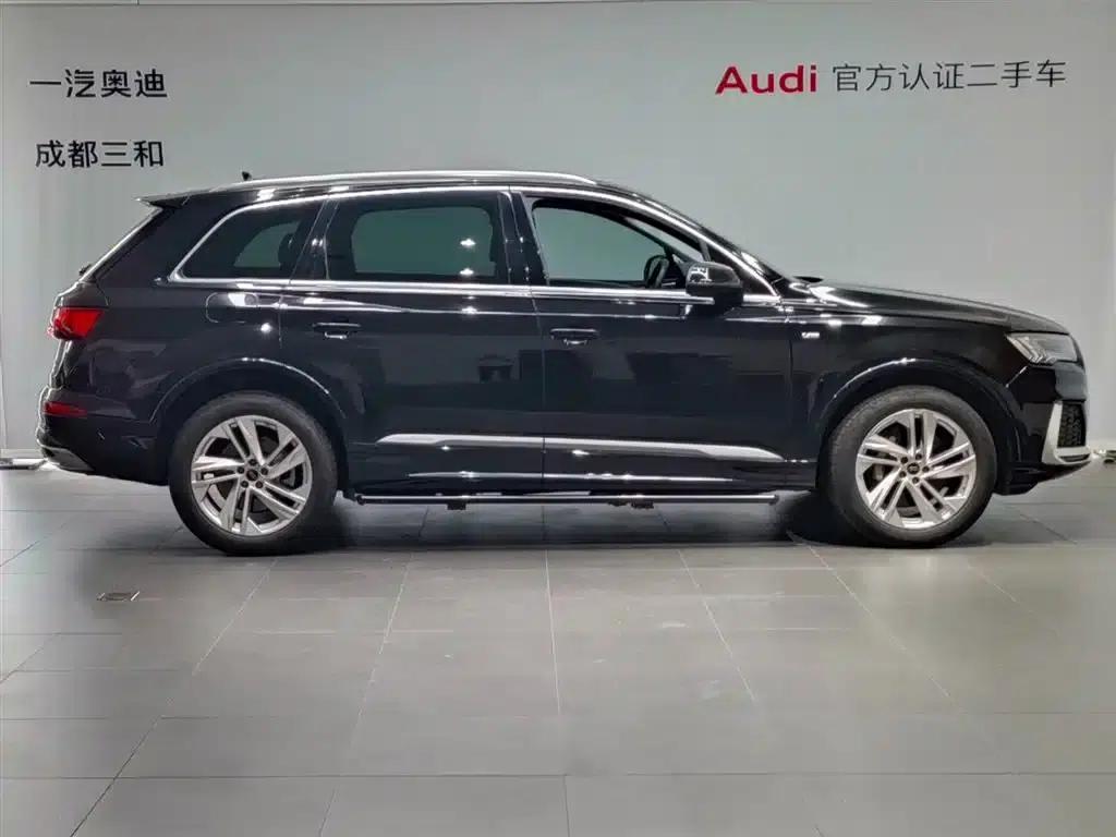 Audi Q7 2023 45 TFSI quattro S line Sport — миниатюра 3