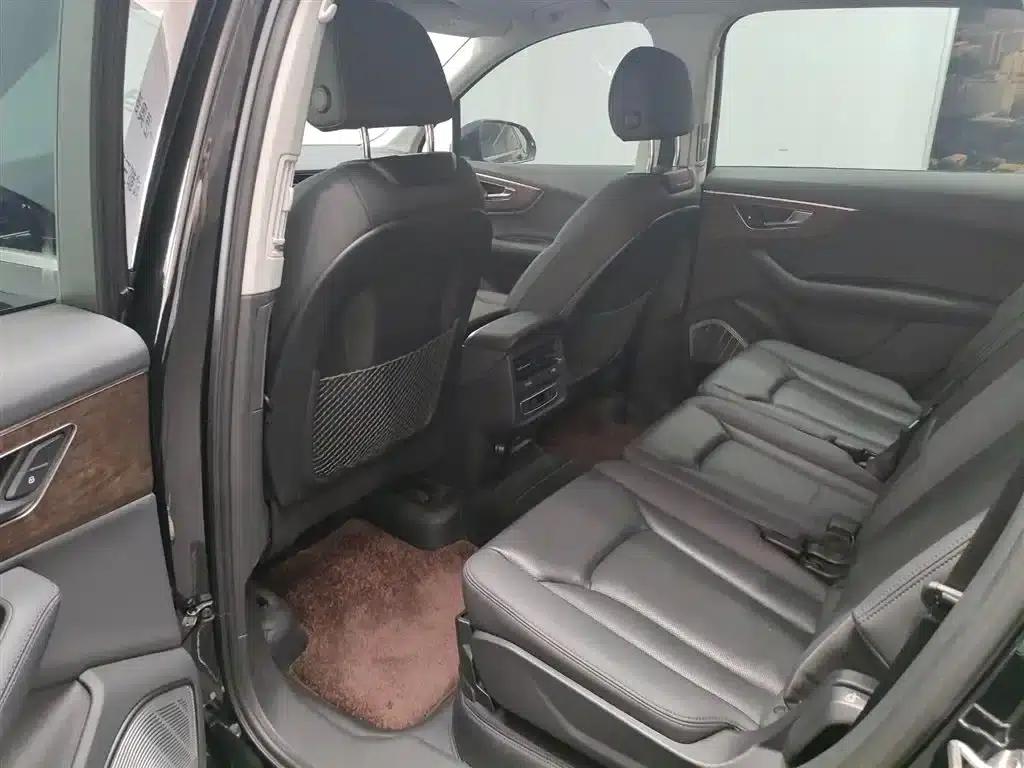 Audi Q7 2023 45 TFSI quattro S line Sport — миниатюра 24