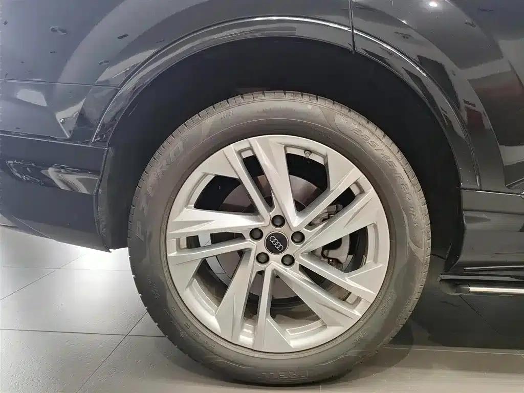 Audi Q7 2023 45 TFSI quattro S line Sport — миниатюра 26