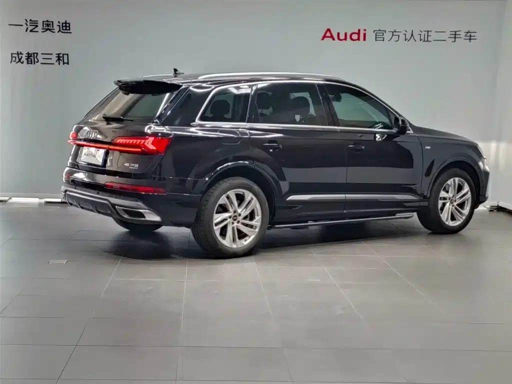 Audi Q7 2023 45 TFSI quattro S line Sport — миниатюра 4