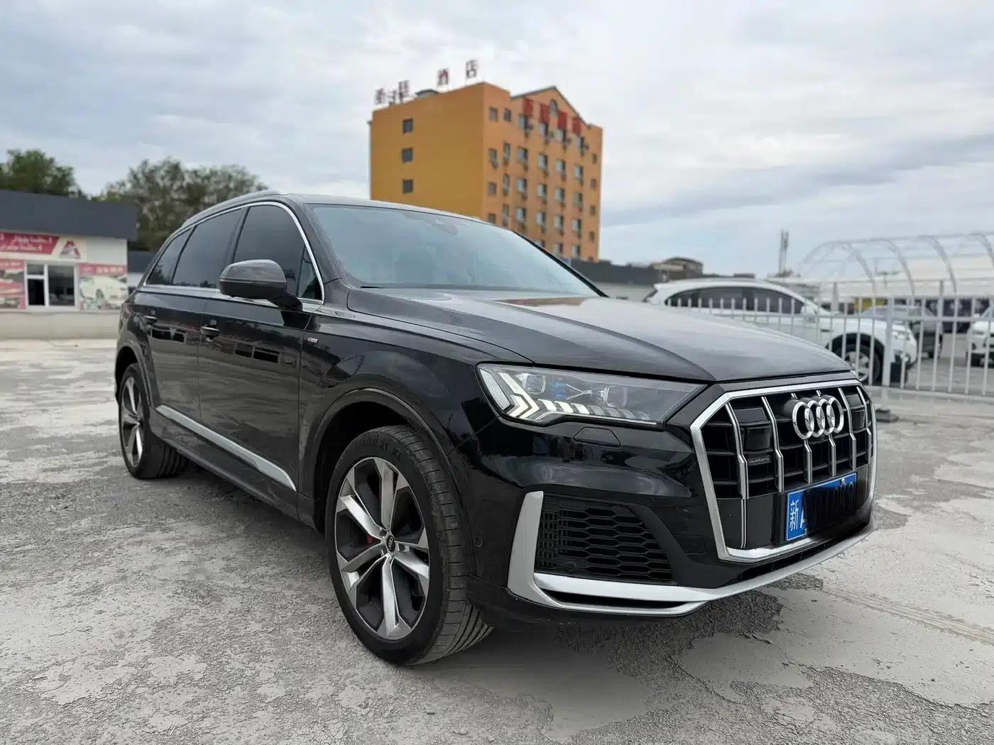 Audi Q7 2023 55 TFSI quattro S Premium — миниатюра 3