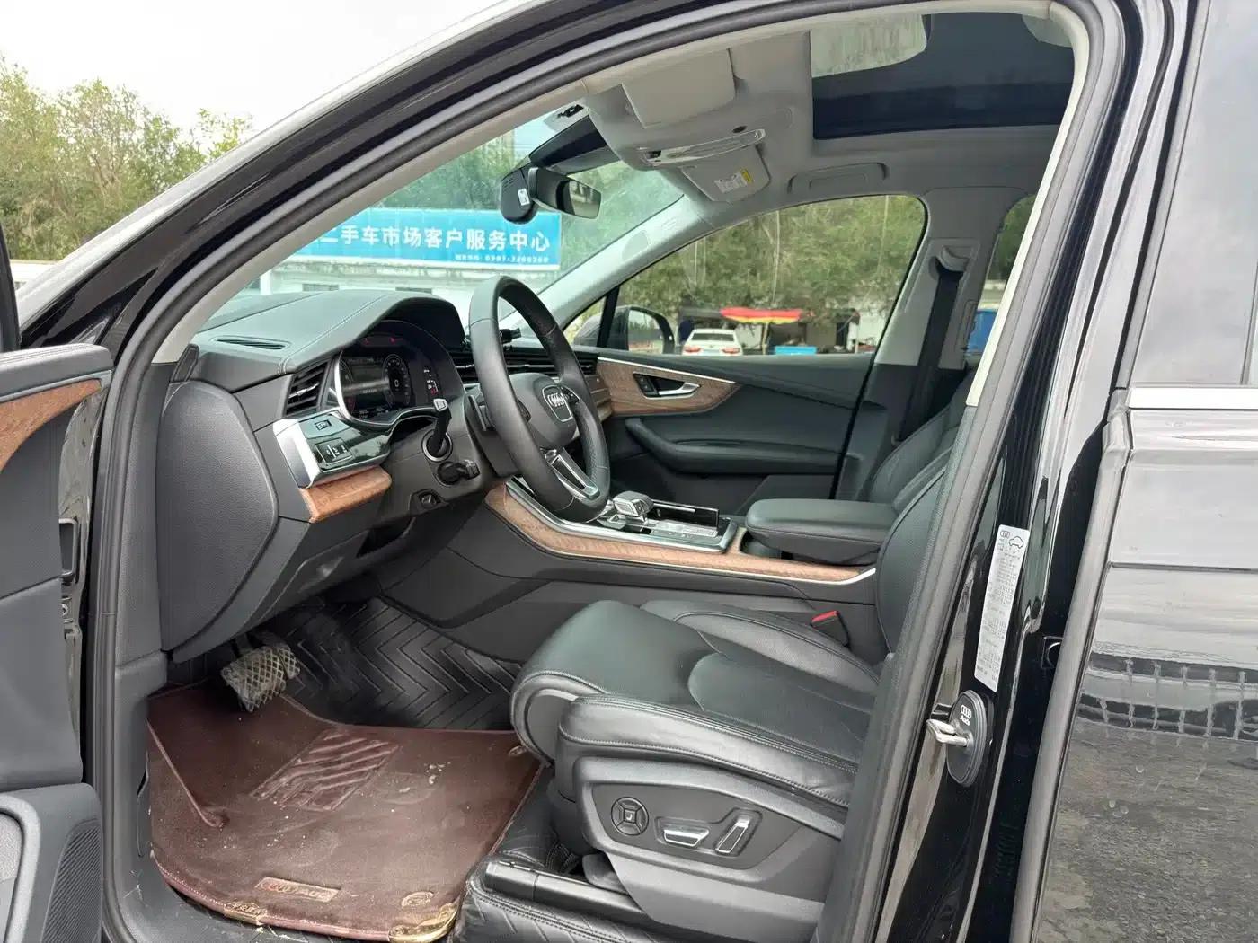Audi Q7 2023 55 TFSI quattro S Premium — миниатюра 4