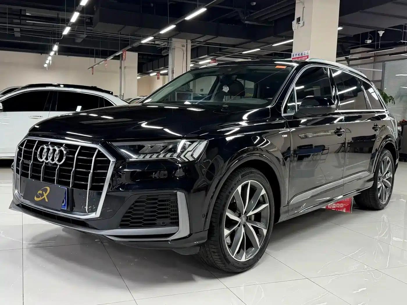 Audi Q7 2020 55 TFSI quattro S line Sport — миниатюра 1