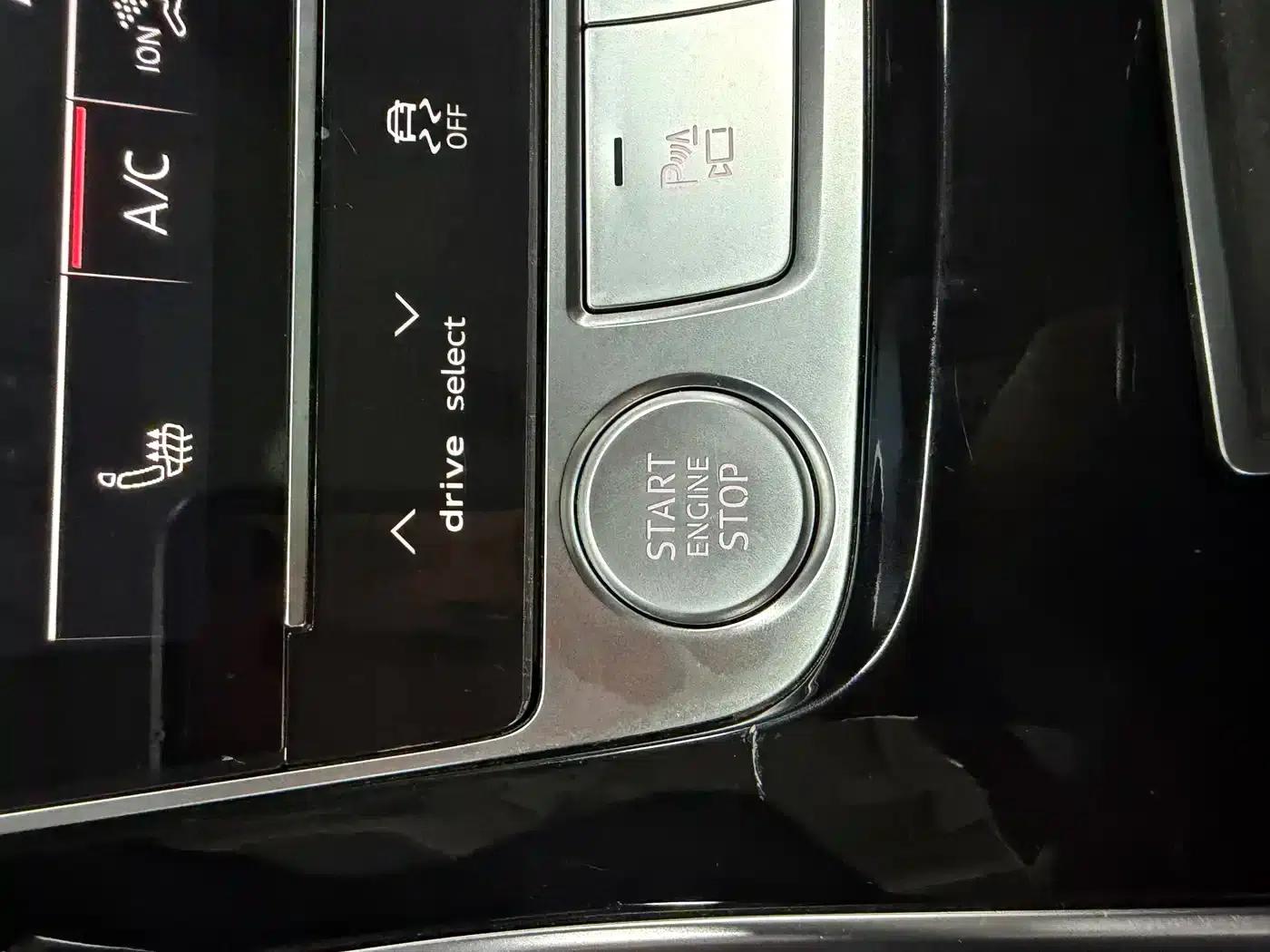 Audi Q7 2020 55 TFSI quattro S line Sport — миниатюра 21