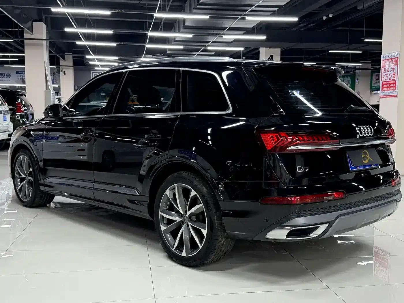 Audi Q7 2020 55 TFSI quattro S line Sport — миниатюра 4