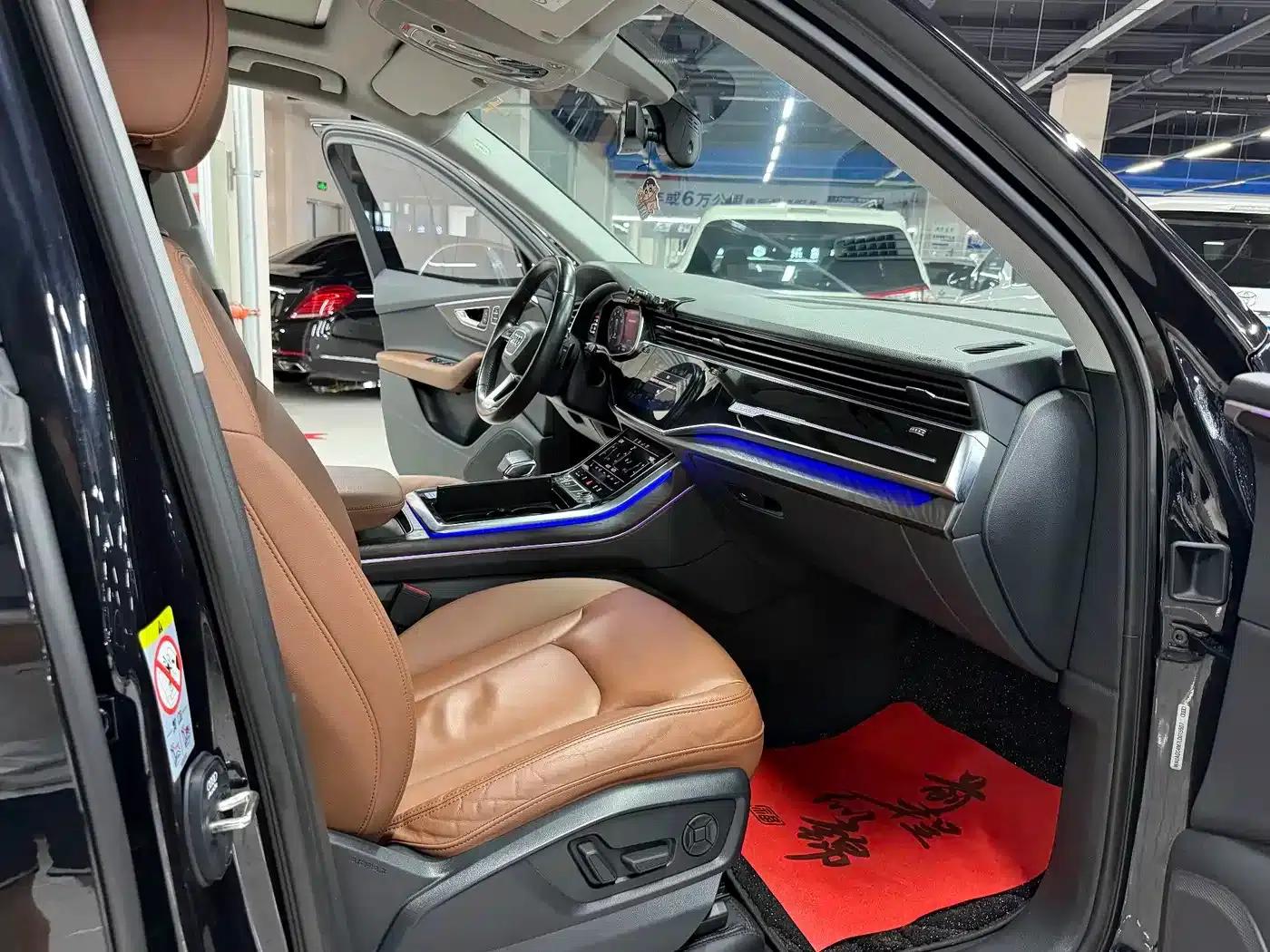 Audi Q7 2020 55 TFSI quattro S line Sport — миниатюра 10