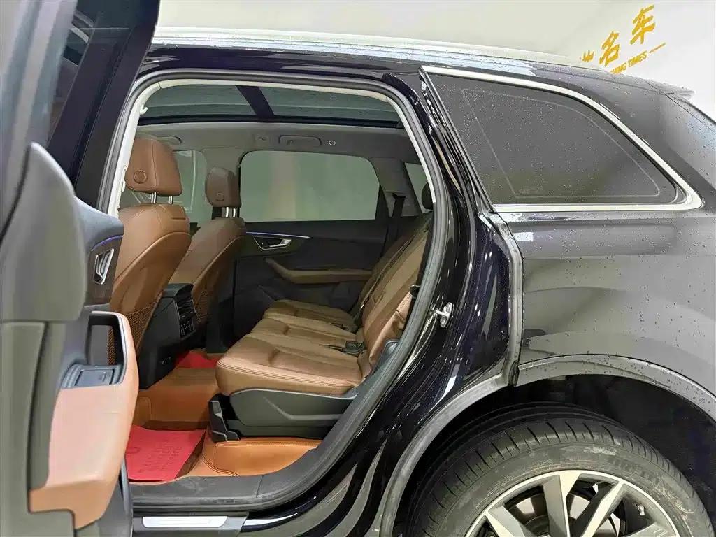 Audi Q7 2021 55 TFSI quattro S line Sport — миниатюра 6