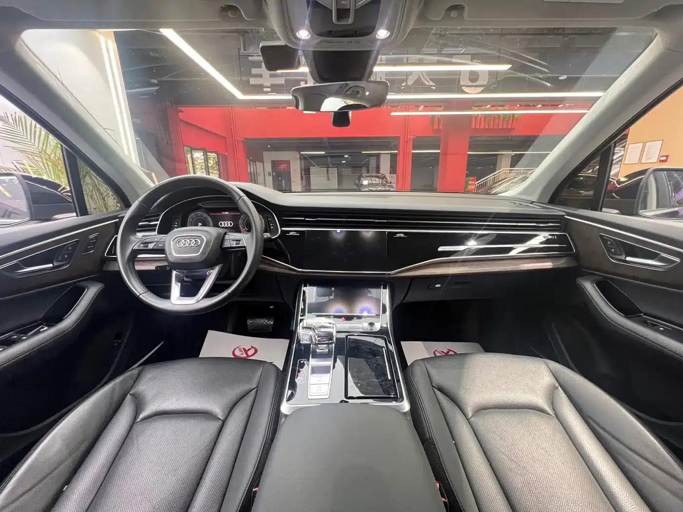 Audi Q7 2023 55 TFSI quattro S line Sport — миниатюра 12