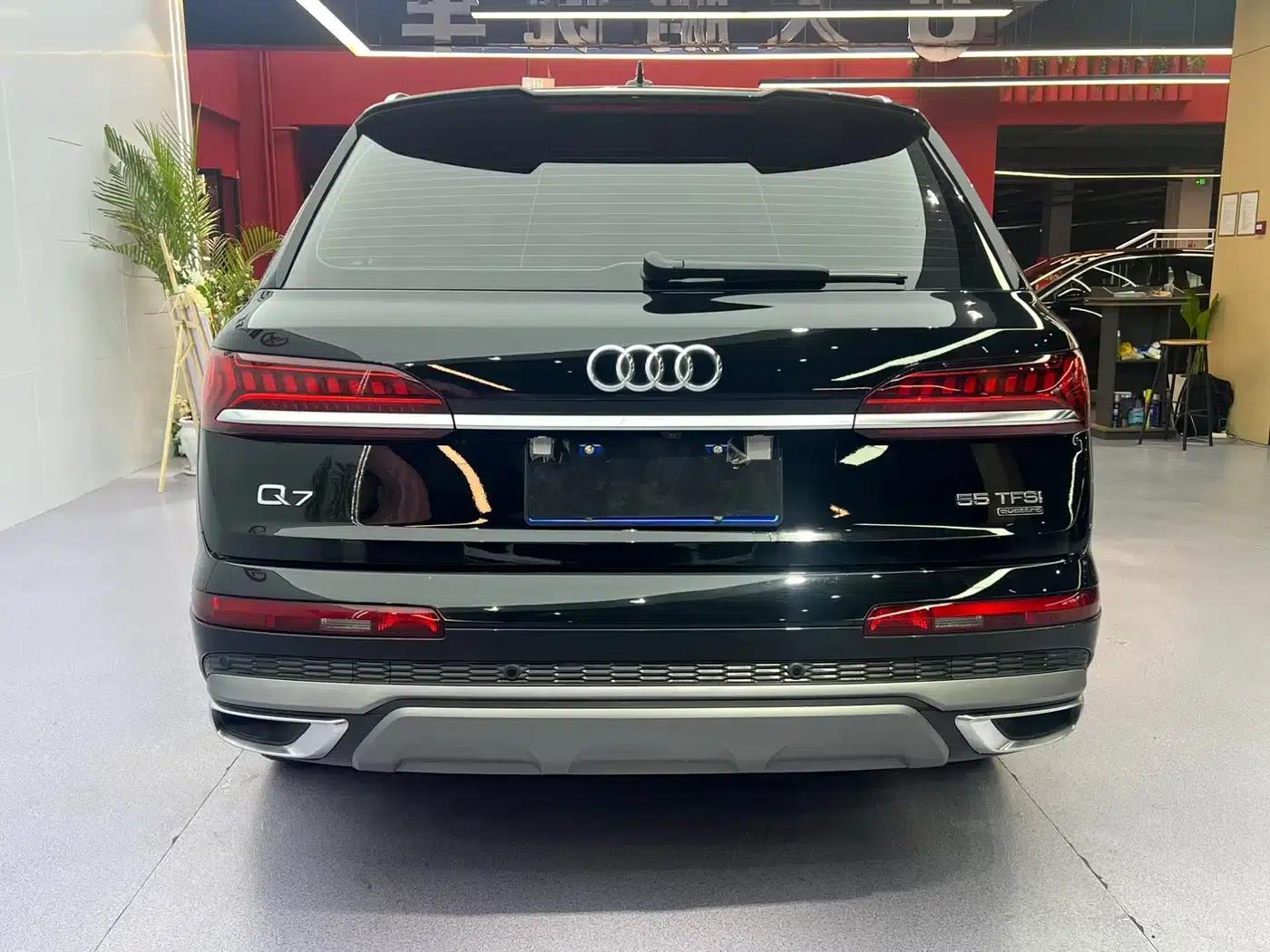 Audi Q7 2023 55 TFSI quattro S line Sport — миниатюра 16