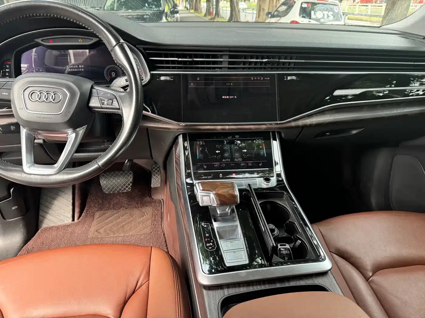 Audi Q7 2020 55 TFSI quattro Black Knight Edition — миниатюра 5