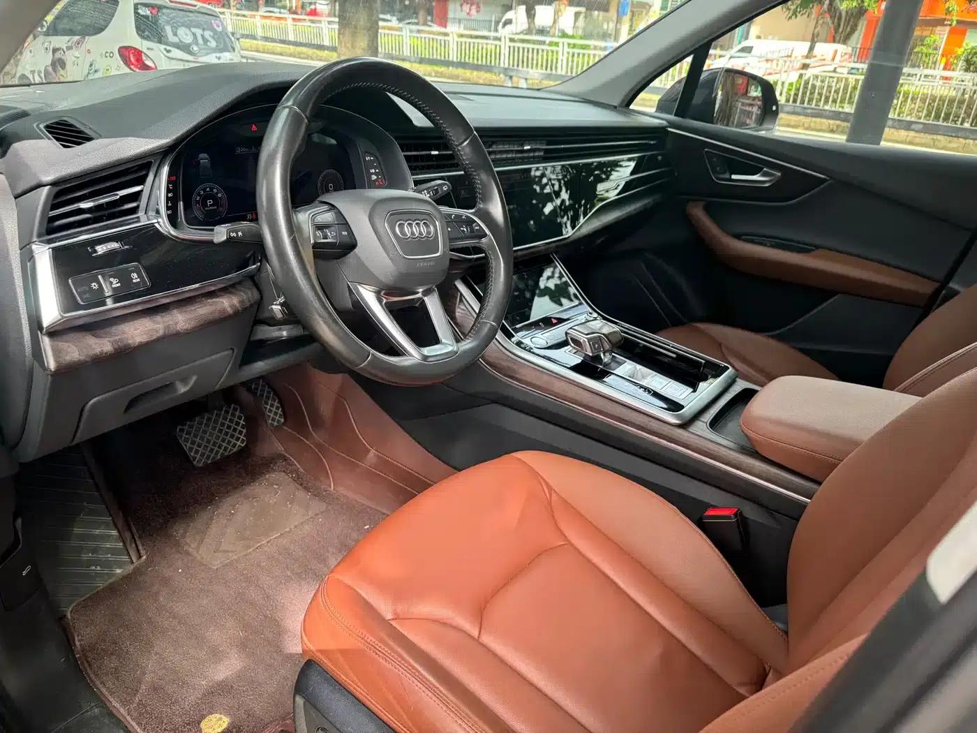 Audi Q7 2020 55 TFSI quattro Black Knight Edition — миниатюра 7