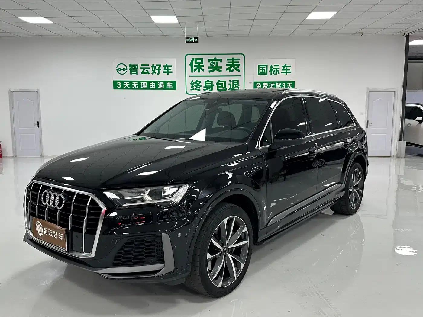 Audi Q7 2023 55 TFSI quattro S line Sport — миниатюра 1