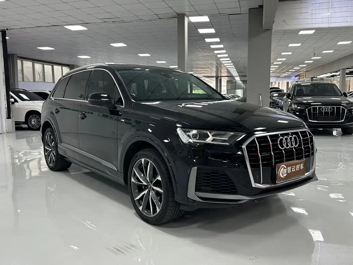 Audi Q7 2023 55 TFSI quattro S line Sport — миниатюра 3