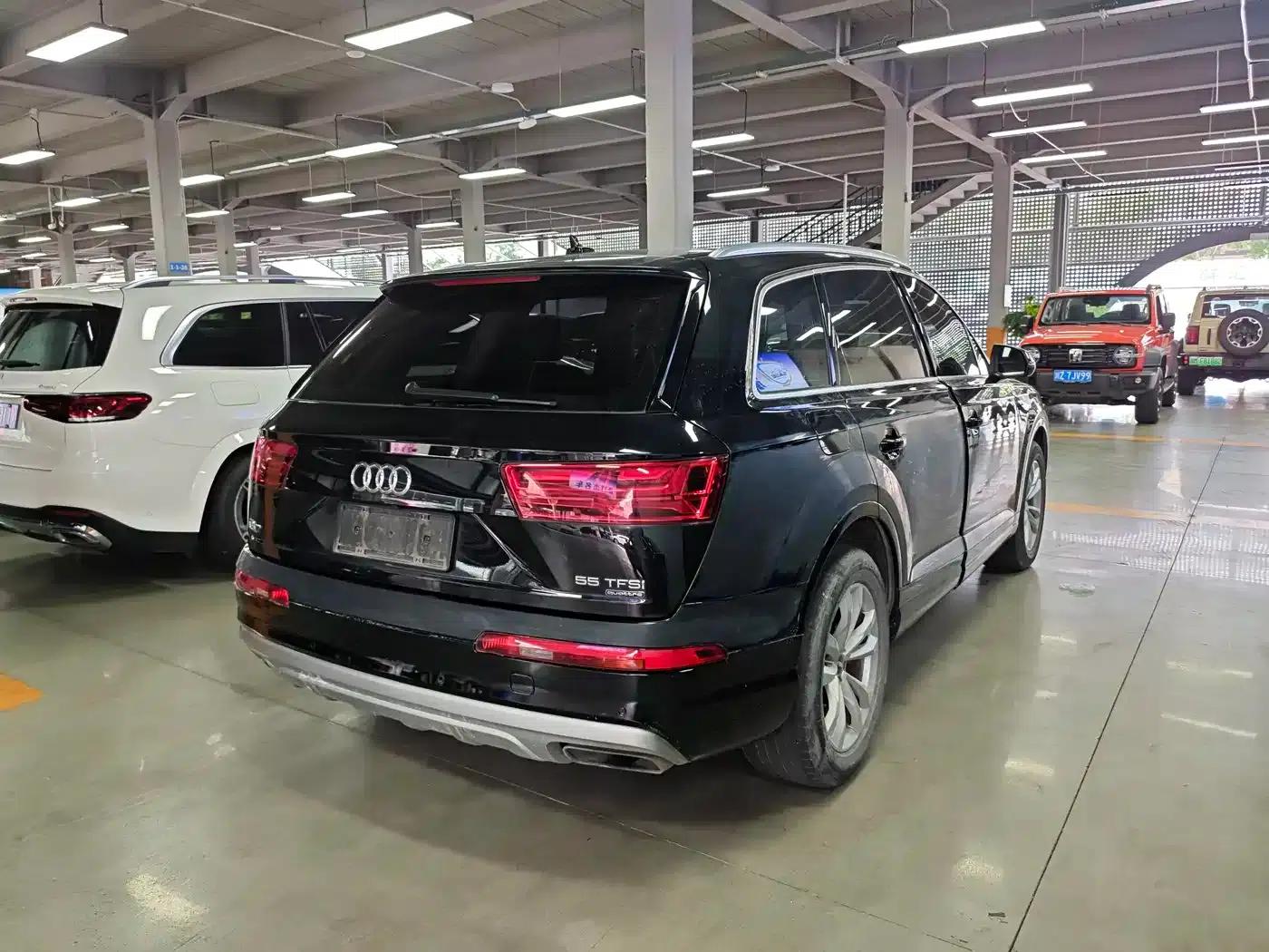 Audi Q7 2019 55 TFSI Technology Edition — миниатюра 7