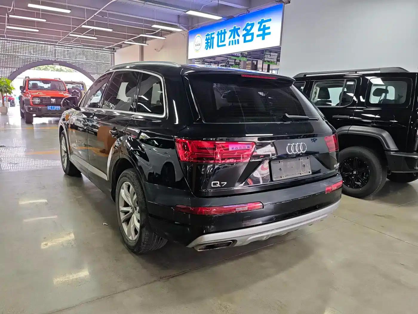 Audi Q7 2019 55 TFSI Technology Edition — миниатюра 9