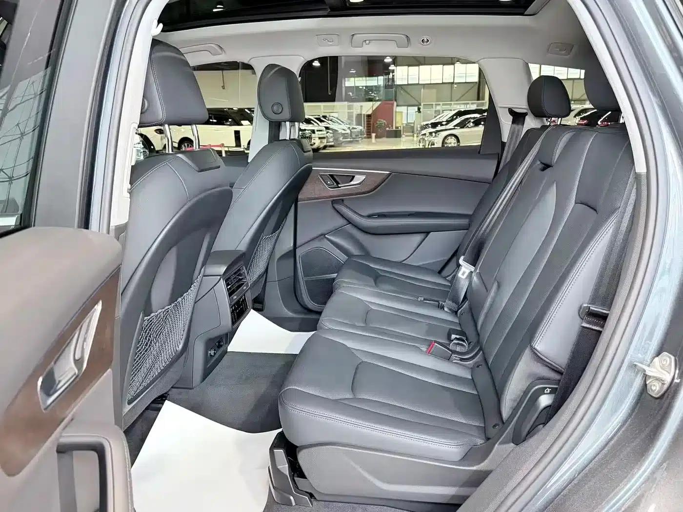 Audi Q7 2022 55 TFSI quattro S line Sport — миниатюра 12