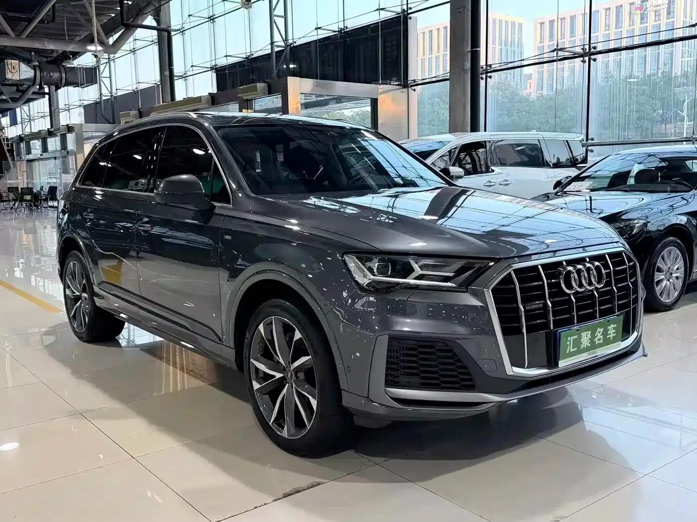 Audi Q7 2022 55 TFSI quattro S line Sport — миниатюра 3