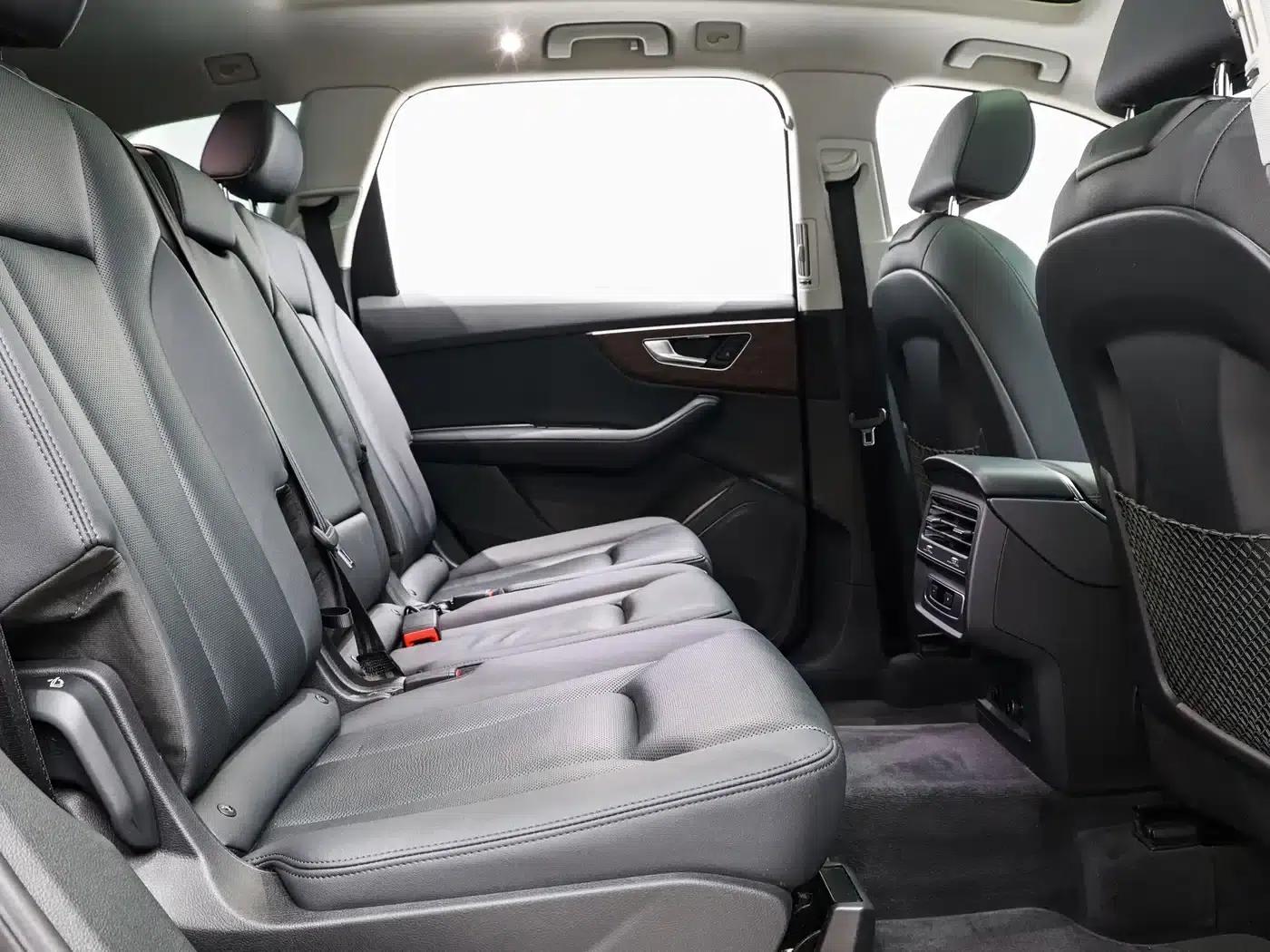 Audi Q7 2023 45 TFSI quattro S line Sport — миниатюра 11