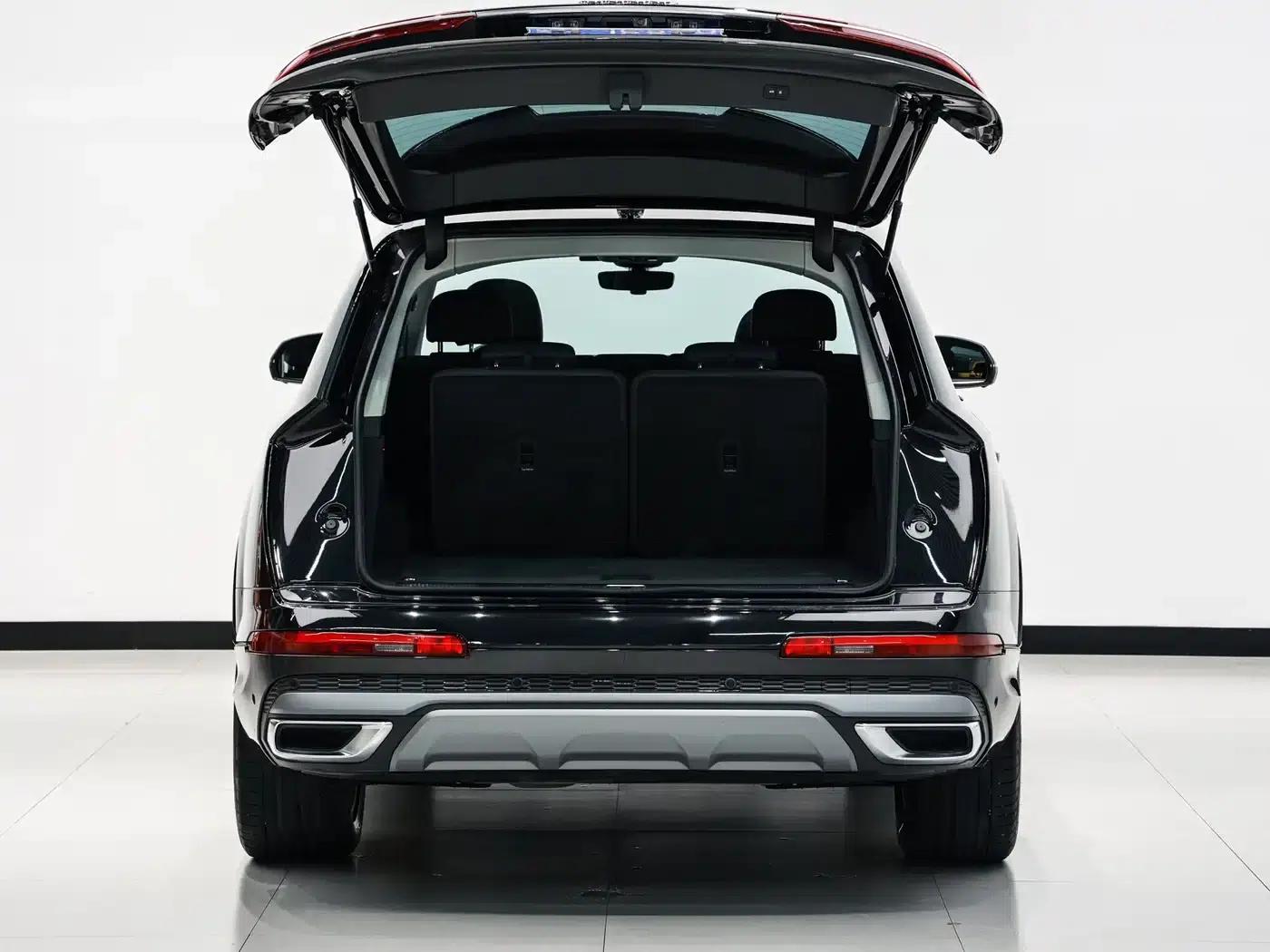 Audi Q7 2023 45 TFSI quattro S line Sport — миниатюра 13