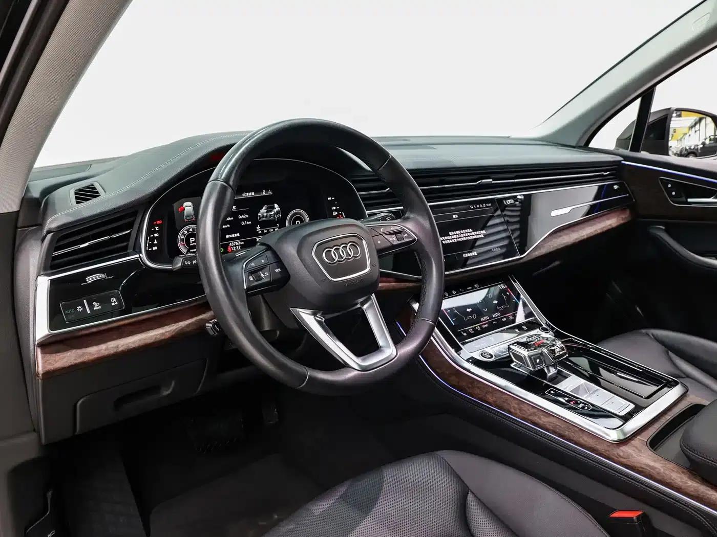 Audi Q7 2023 45 TFSI quattro S line Sport — миниатюра 17