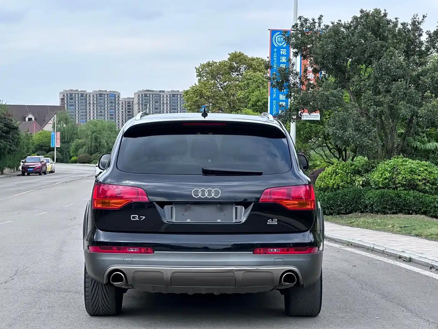 Audi Q7 2010 4.2 FSI quattro Luxury — миниатюра 4