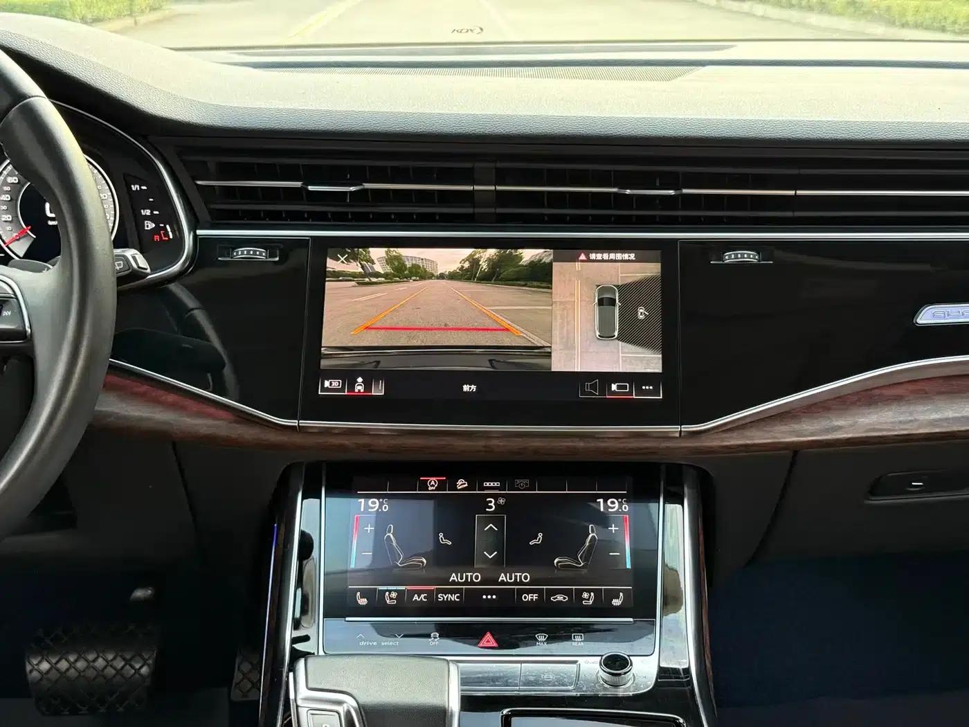 Audi Q7 2022 45 TFSI quattro S line Sport — миниатюра 12