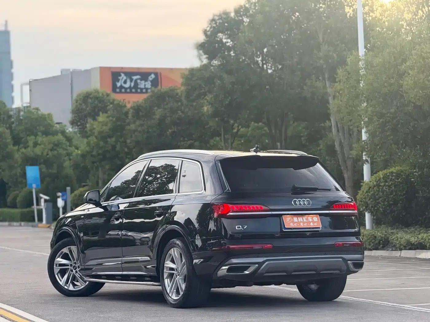 Audi Q7 2022 45 TFSI quattro S line Sport — миниатюра 14