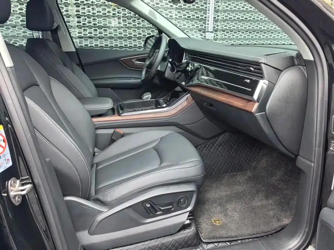 Audi Q7 2025 55 TFSI quattro S line Sport — миниатюра 11