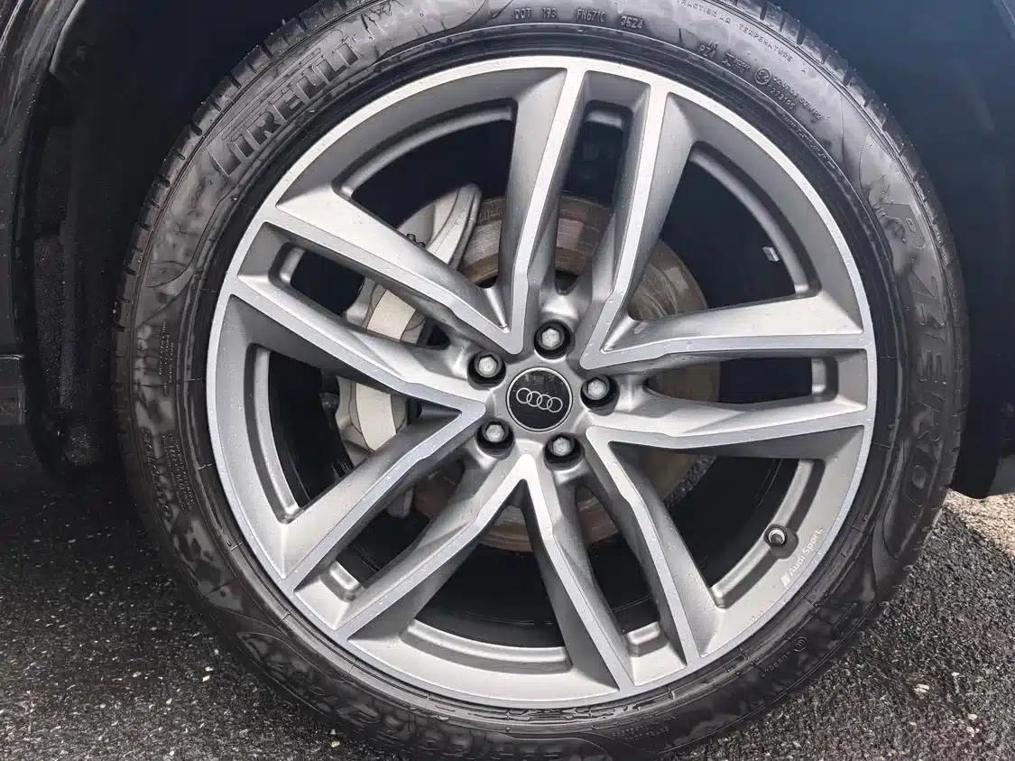 Audi Q7 2025 55 TFSI quattro S line Sport — миниатюра 18