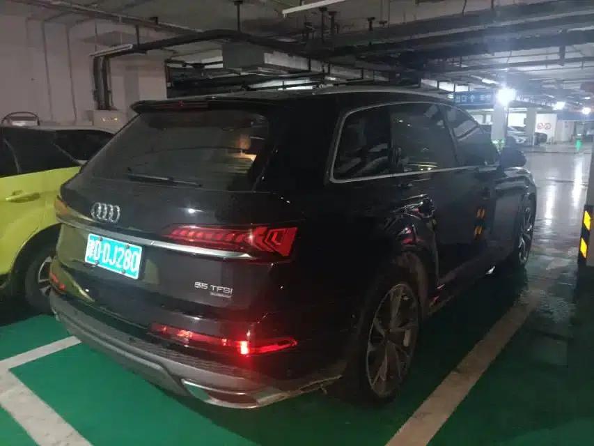 Audi Q7 2023 55 TFSI quattro S line Sport — миниатюра 2