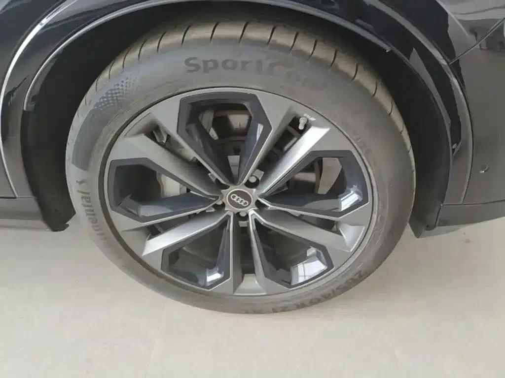 Audi Q7 2025 55 TFSI quattro S line Sport — миниатюра 14
