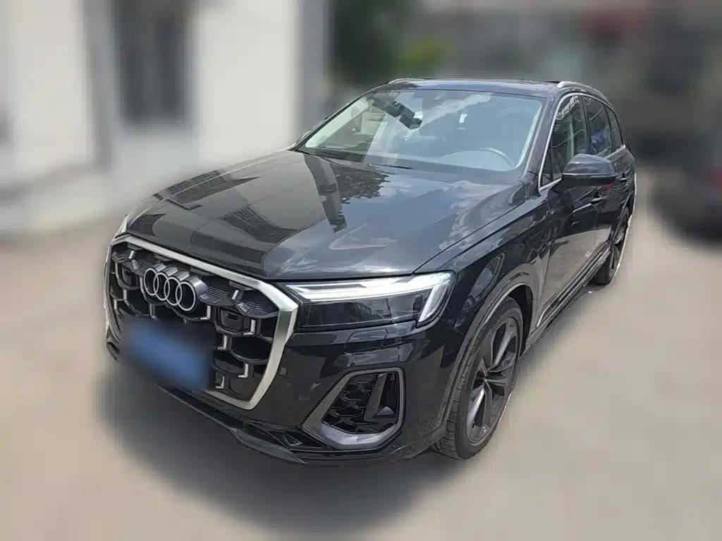 Audi Q7 2025 55 TFSI quattro S line Sport — миниатюра 1