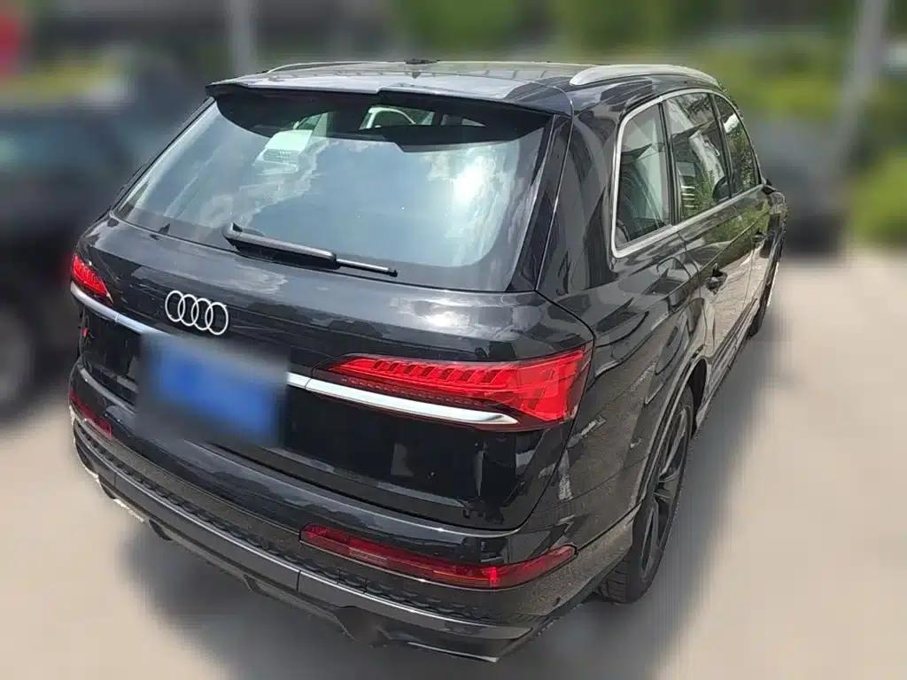 Audi Q7 2025 55 TFSI quattro S line Sport — миниатюра 12